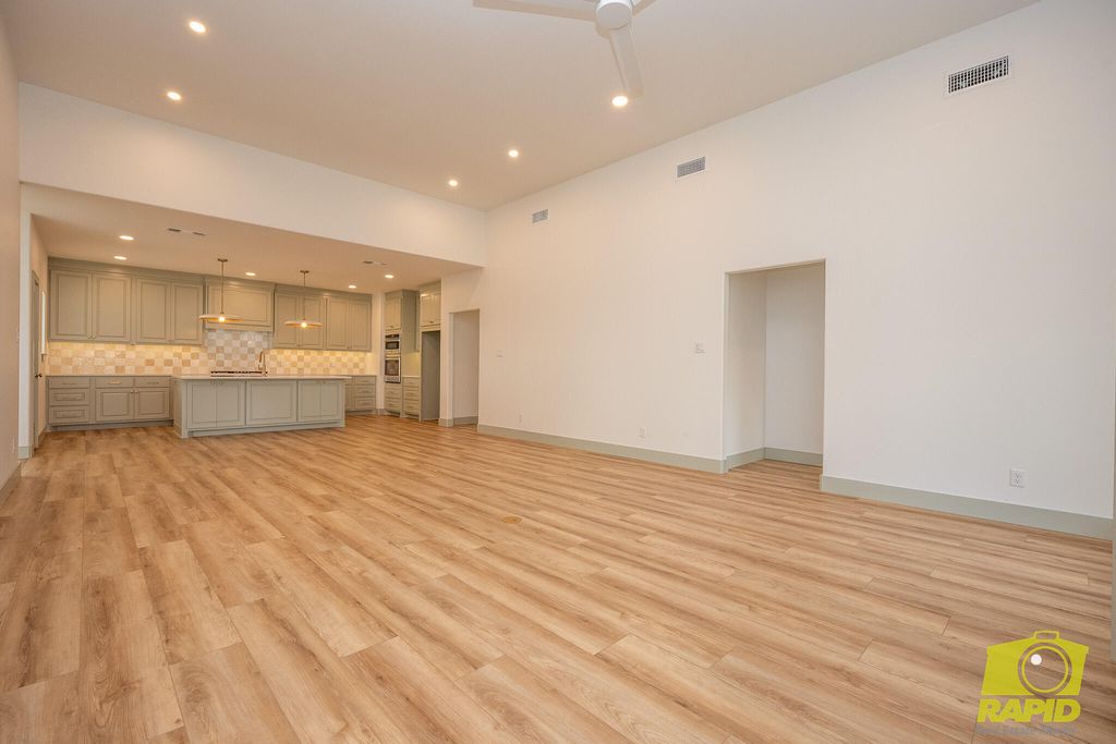 Image 21 of property listing at 5421 Riviera Lane, San Angelo, TX 76904