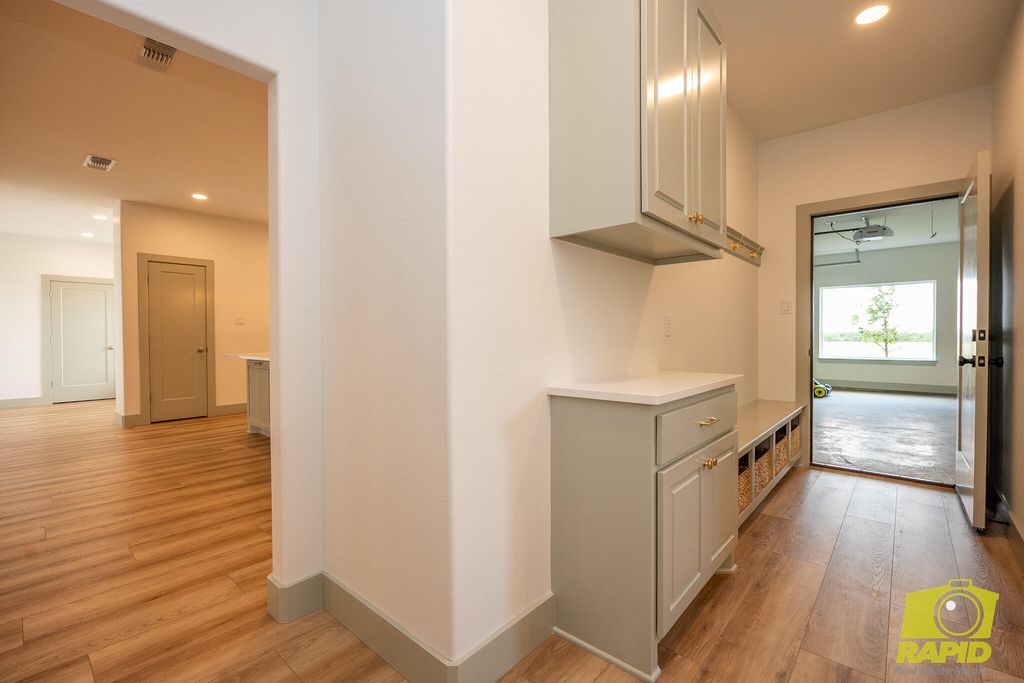 Image 32 of property listing at 5421 Riviera Lane, San Angelo, TX 76904