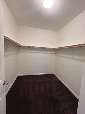 2432 Boxwood St, Sacramento, CA 95815