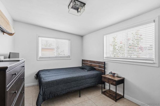 1127 Hemlock Ave, Imperial Beach, CA 91932