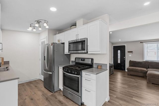 1127 Hemlock Ave, Imperial Beach, CA 91932