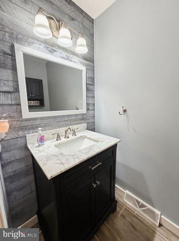 705 VANCE NECK RD, Middletown, DE 19709