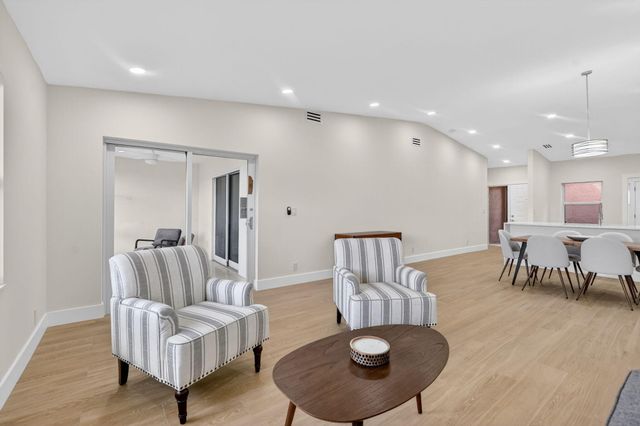 8188 Summerbreeze Lane, Boca Raton, FL 33496