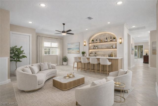 7116 Lemuria CIR 403, Naples, FL 34109