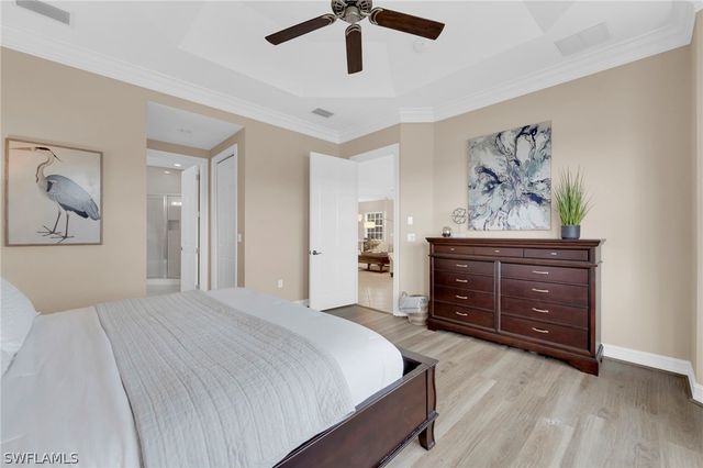 7116 Lemuria CIR 403, Naples, FL 34109