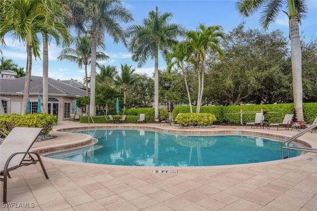 7116 Lemuria CIR 403, Naples, FL 34109