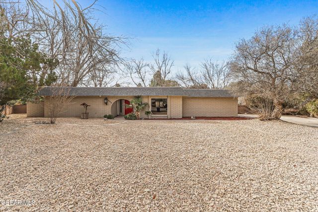 608 Las Olas Court, El Paso, TX 79932