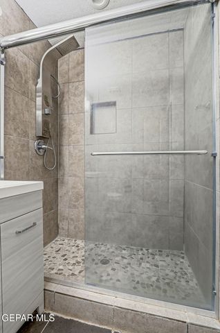 608 Las Olas Court, El Paso, TX 79932