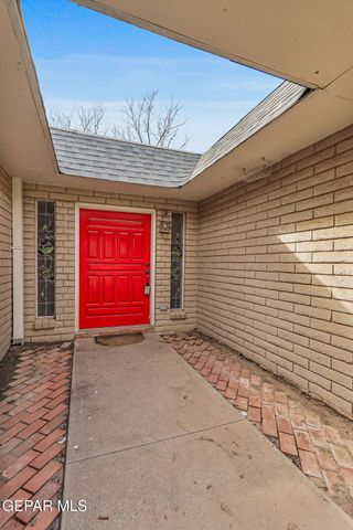 608 Las Olas Court, El Paso, TX 79932