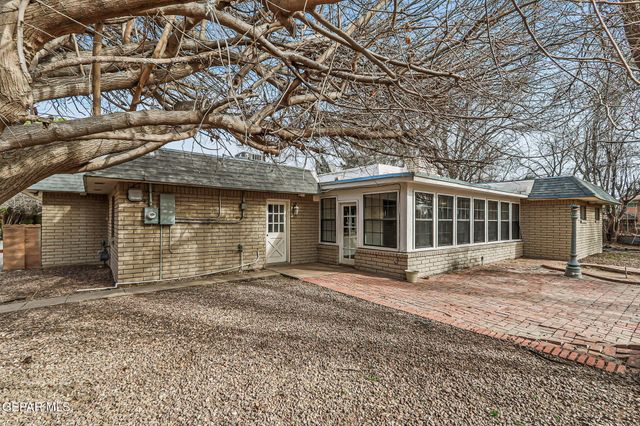 608 Las Olas Court, El Paso, TX 79932