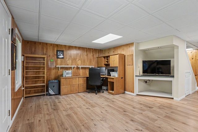 55 Wilson Pond Ln, Rowley, MA 01969