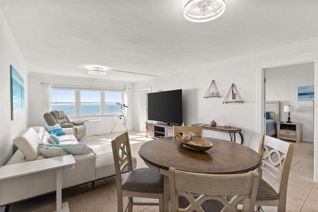 1230 GULF BLVD 1204, Clearwater, FL 33767