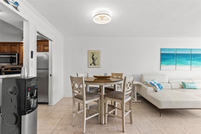 1230 GULF BLVD 1204, Clearwater, FL 33767