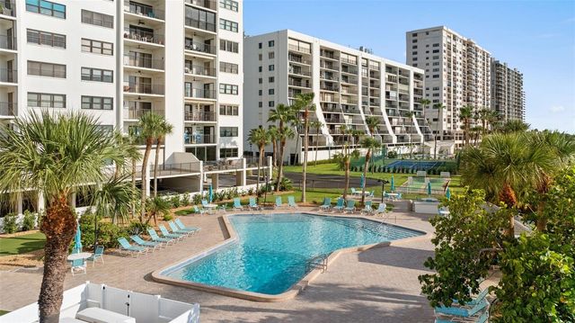 1230 GULF BLVD 1204, Clearwater, FL 33767