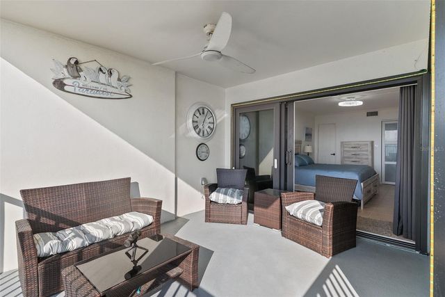 1230 GULF BLVD 1204, Clearwater, FL 33767