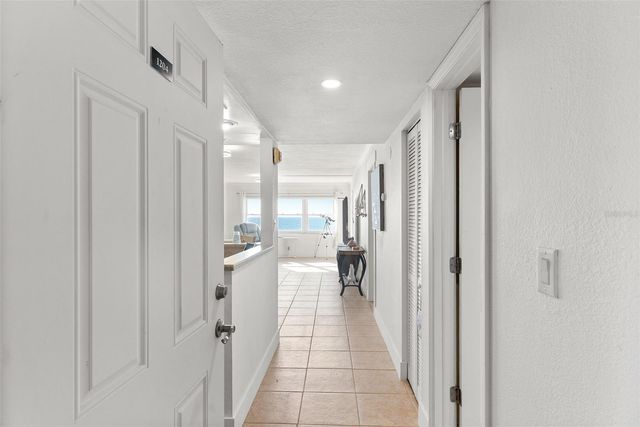 1230 GULF BLVD 1204, Clearwater, FL 33767