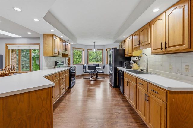 1041 WILLOW STREET, Lomira, WI 53048
