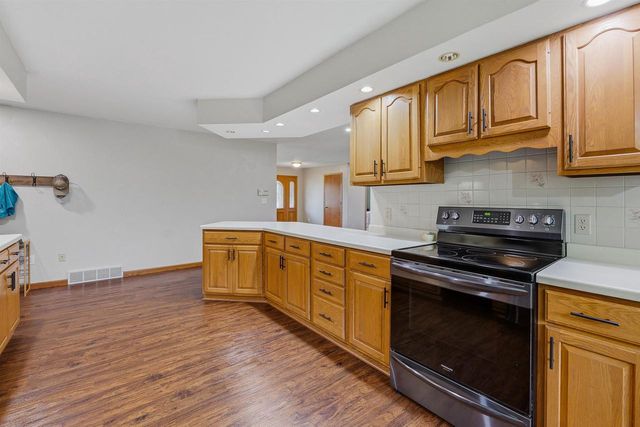1041 WILLOW STREET, Lomira, WI 53048