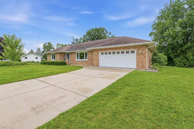 1041 WILLOW STREET, Lomira, WI 53048