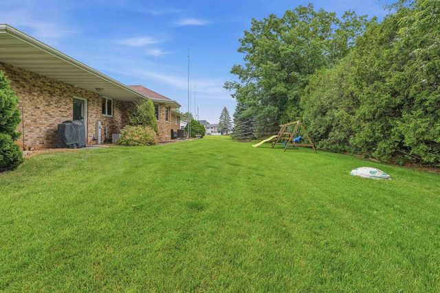1041 WILLOW STREET, Lomira, WI 53048