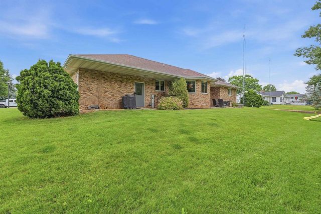 1041 WILLOW STREET, Lomira, WI 53048