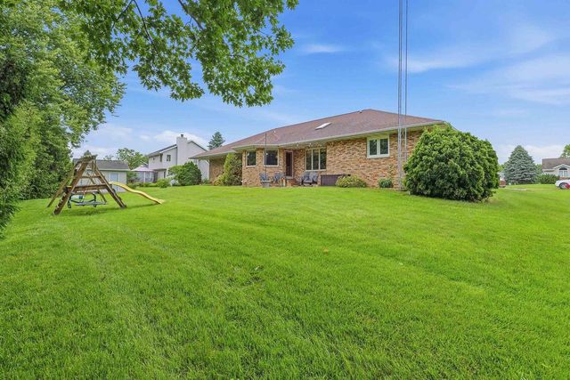 1041 WILLOW STREET, Lomira, WI 53048
