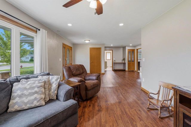 1041 WILLOW STREET, Lomira, WI 53048