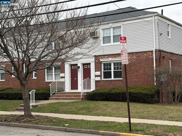 68 Hastings Avenue B, Rutherford, NJ 07070
