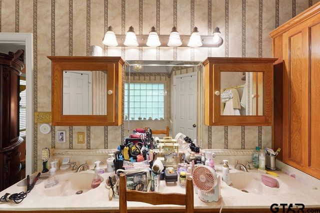 630 County Road 3608, Bullard, TX 75757