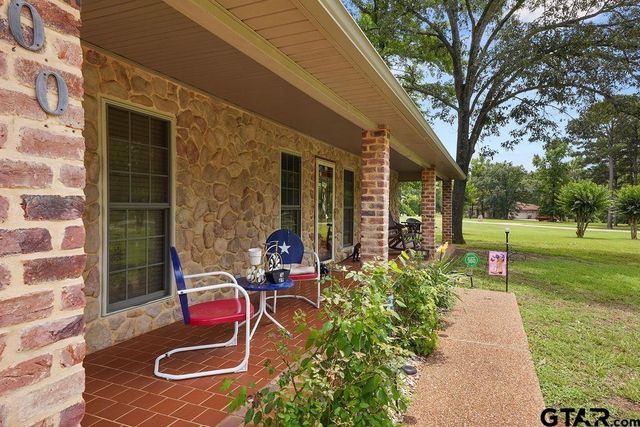 630 County Road 3608, Bullard, TX 75757