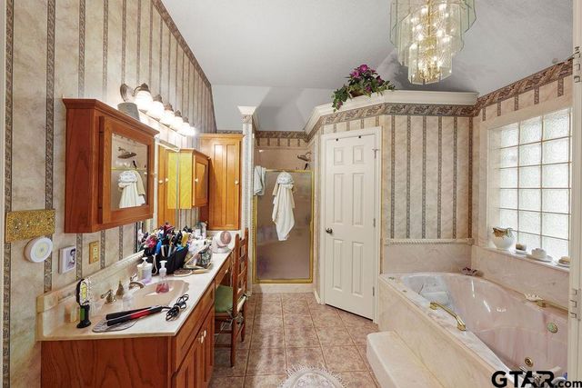 630 County Road 3608, Bullard, TX 75757