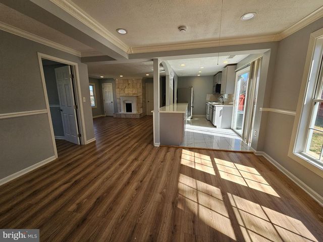 1717 VARSITY DR, Woodbridge, VA 22191