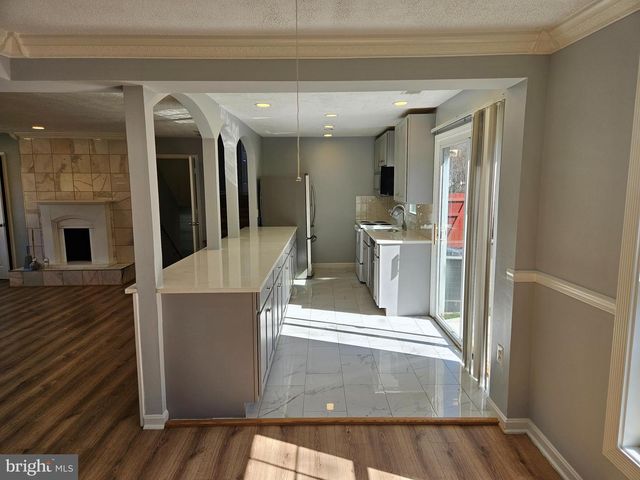 1717 VARSITY DR, Woodbridge, VA 22191