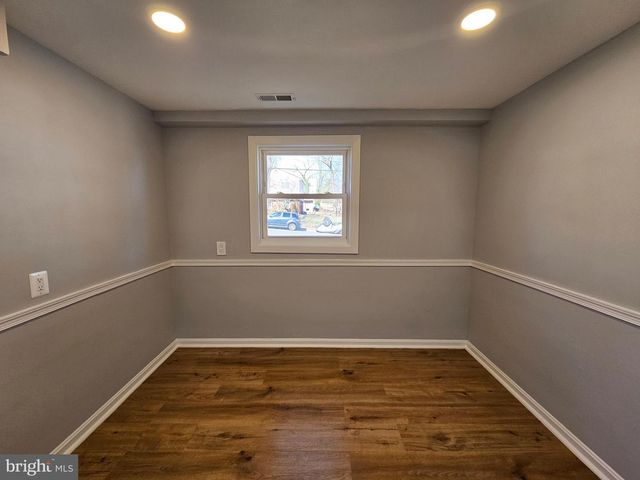 1717 VARSITY DR, Woodbridge, VA 22191