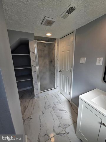 1717 VARSITY DR, Woodbridge, VA 22191