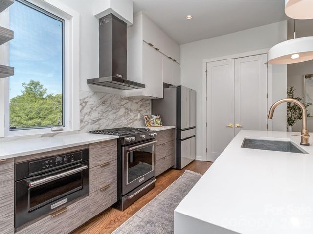 2660 Shenandoah Avenue, Charlotte, NC 28205