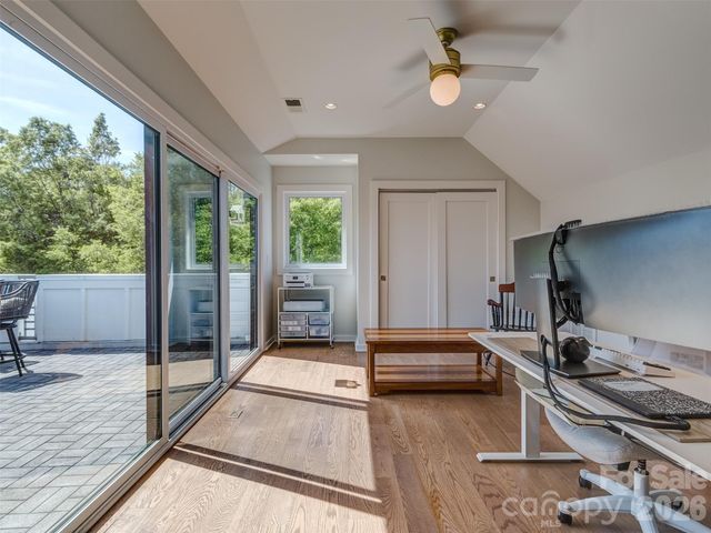 2660 Shenandoah Avenue, Charlotte, NC 28205