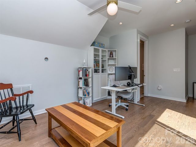 2660 Shenandoah Avenue, Charlotte, NC 28205