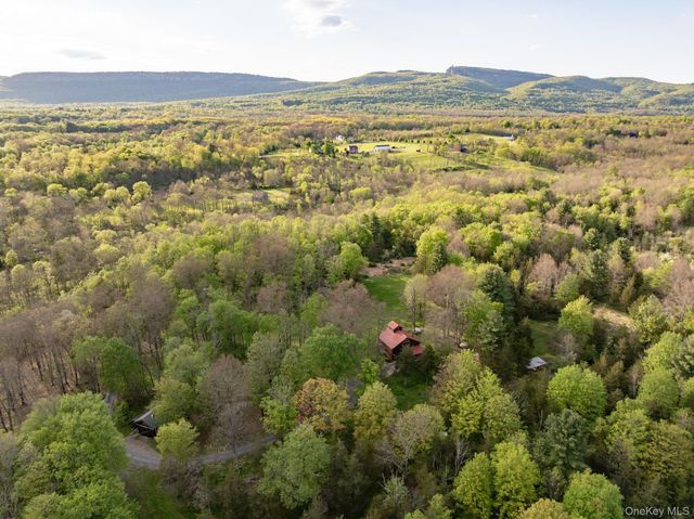 348 Libertyville Road, New Paltz, NY 12561
