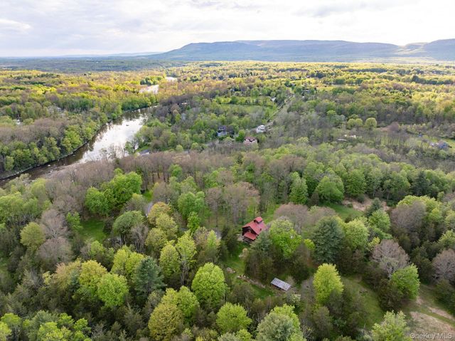 348 Libertyville Road, New Paltz, NY 12561