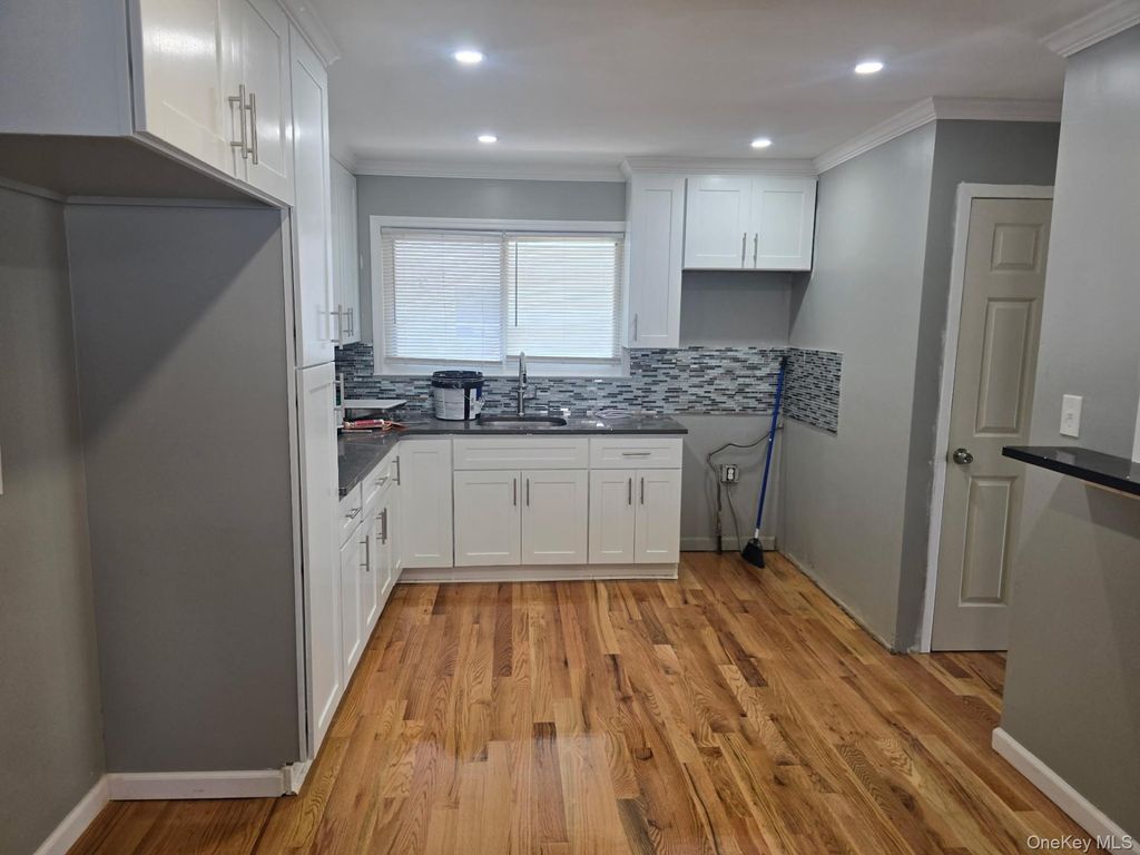 22 Mason Street, Hempstead, NY 11550 — photo 2