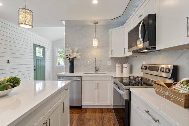 99 Pond Street, Salem, NH 03079