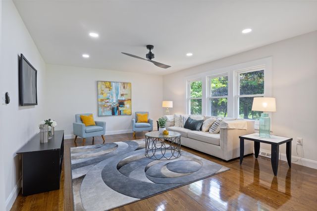 99 Pond Street, Salem, NH 03079