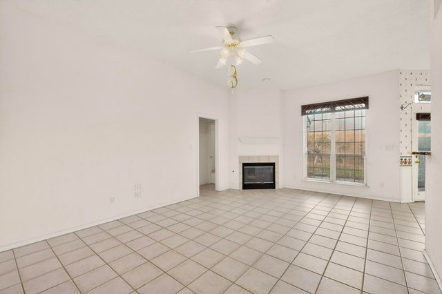 8404 Calle Adolanto NE, Albuquerque, NM 87113