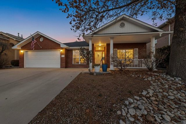 8404 Calle Adolanto NE, Albuquerque, NM 87113