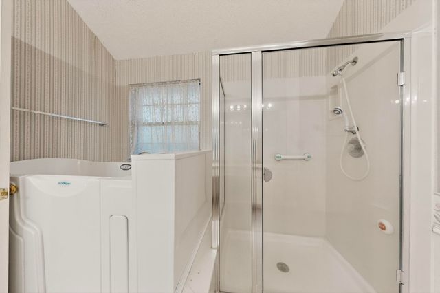 8404 Calle Adolanto NE, Albuquerque, NM 87113