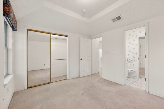 8404 Calle Adolanto NE, Albuquerque, NM 87113