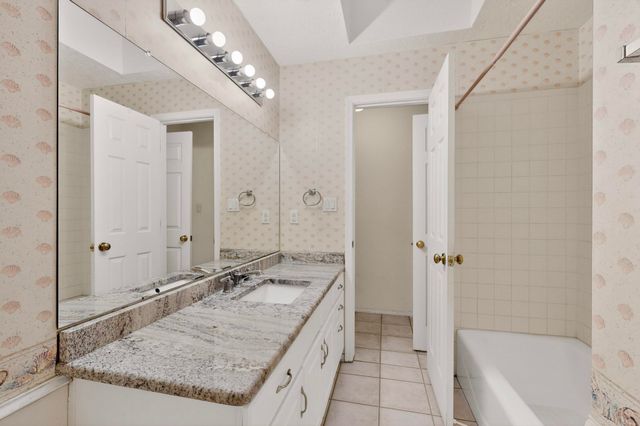 8404 Calle Adolanto NE, Albuquerque, NM 87113