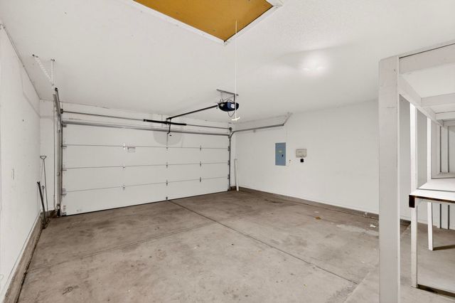 8404 Calle Adolanto NE, Albuquerque, NM 87113