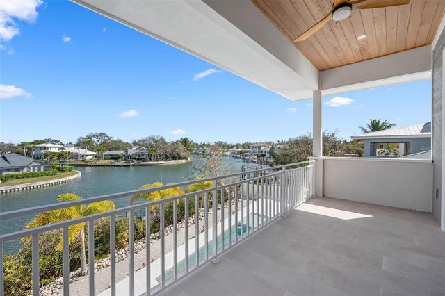 4819 HIGEL AVENUE, Sarasota, FL 34242